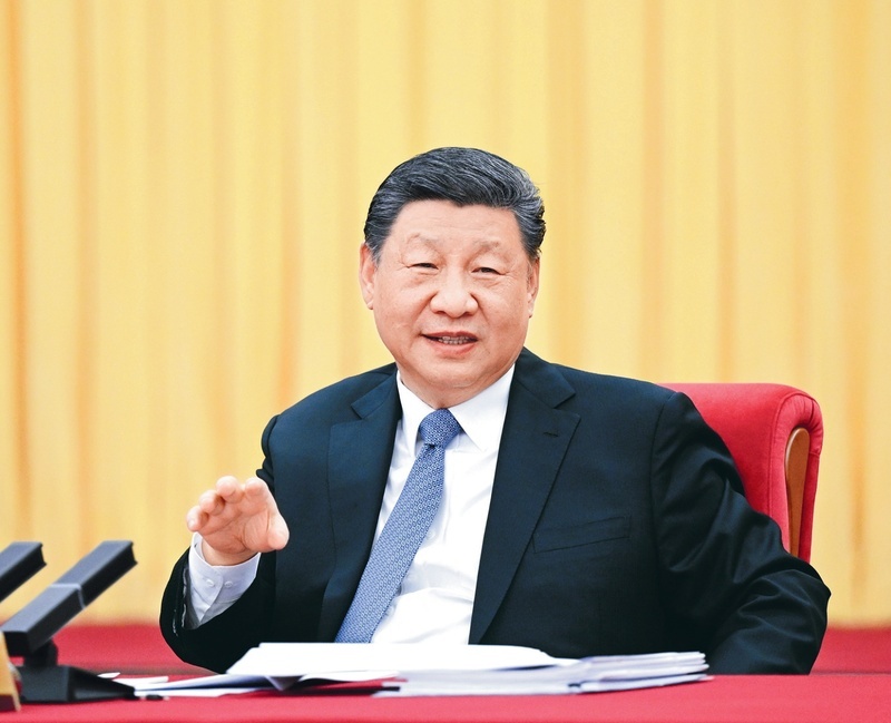 2025年3月6日下午，中共中央总书记、国家主席、中央军委主席习近平看望参加全国政协十四届三次会议的民盟、民进、教育界委员，并参加联组会，听取意见和建议。